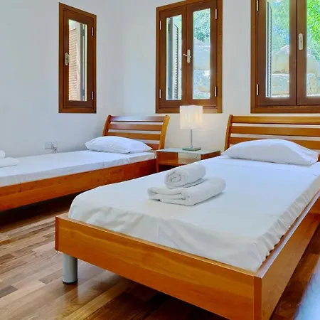 Apartament Aphrodite Hills 3 Bedroom With Bbq, Patio & View *