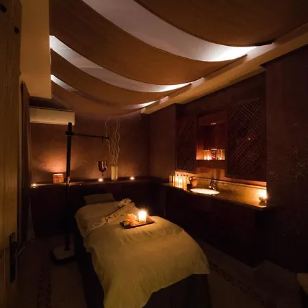 Aphrodite Hills 3 Bedroom With Bbq, Patio & View Κούκλια