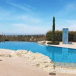 Aphrodite Hills 3 Bedroom With Bbq, Patio & View Appartement *