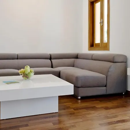 Aphrodite Hills 3 Bedroom With Bbq, Patio & View * Kouklia