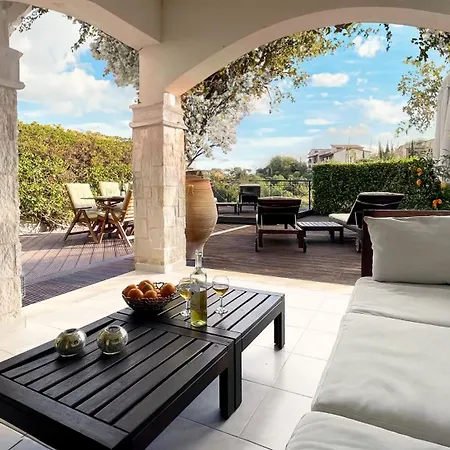 Apartmán Aphrodite Hills 3 Bedroom With Bbq, Patio & View Kouklia