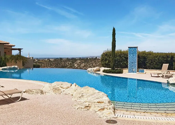 Aphrodite Hills 3 Bedroom With Bbq, Patio & View Lägenhet *