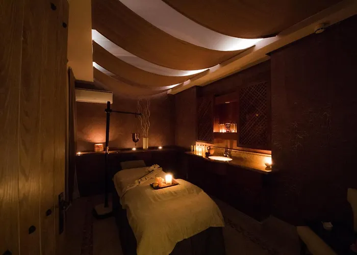 Aphrodite Hills 3 Bedroom With Bbq, Patio & View クークリア